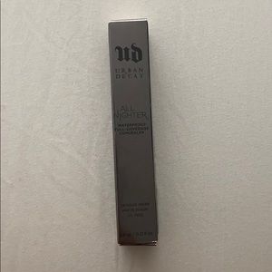 UD All Nighter Waterproof Full-Coverage Concealer